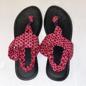 Sanuk Yoga Sling Sandals Red Patriot Stars Flip Flops sz 10